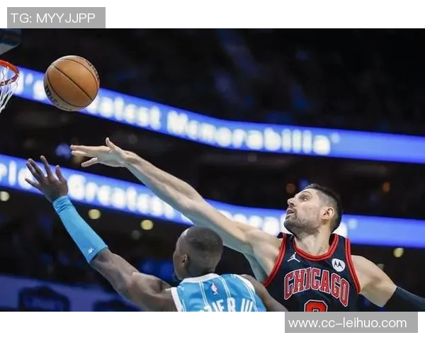 罗林斯进攻端显著提升投射水平逐渐稳定引关注