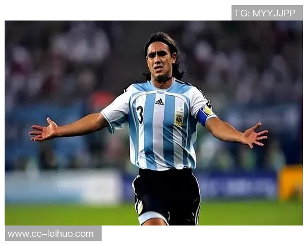 迈阿密国际即将签下23岁阿根廷中场新星戴维阿亚拉引发关注