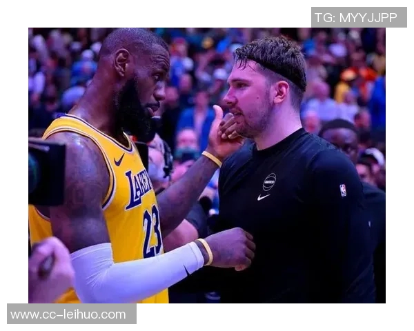 一年前的今天宇宙级交易震撼联盟东契奇与浓眉互换球队成焦点